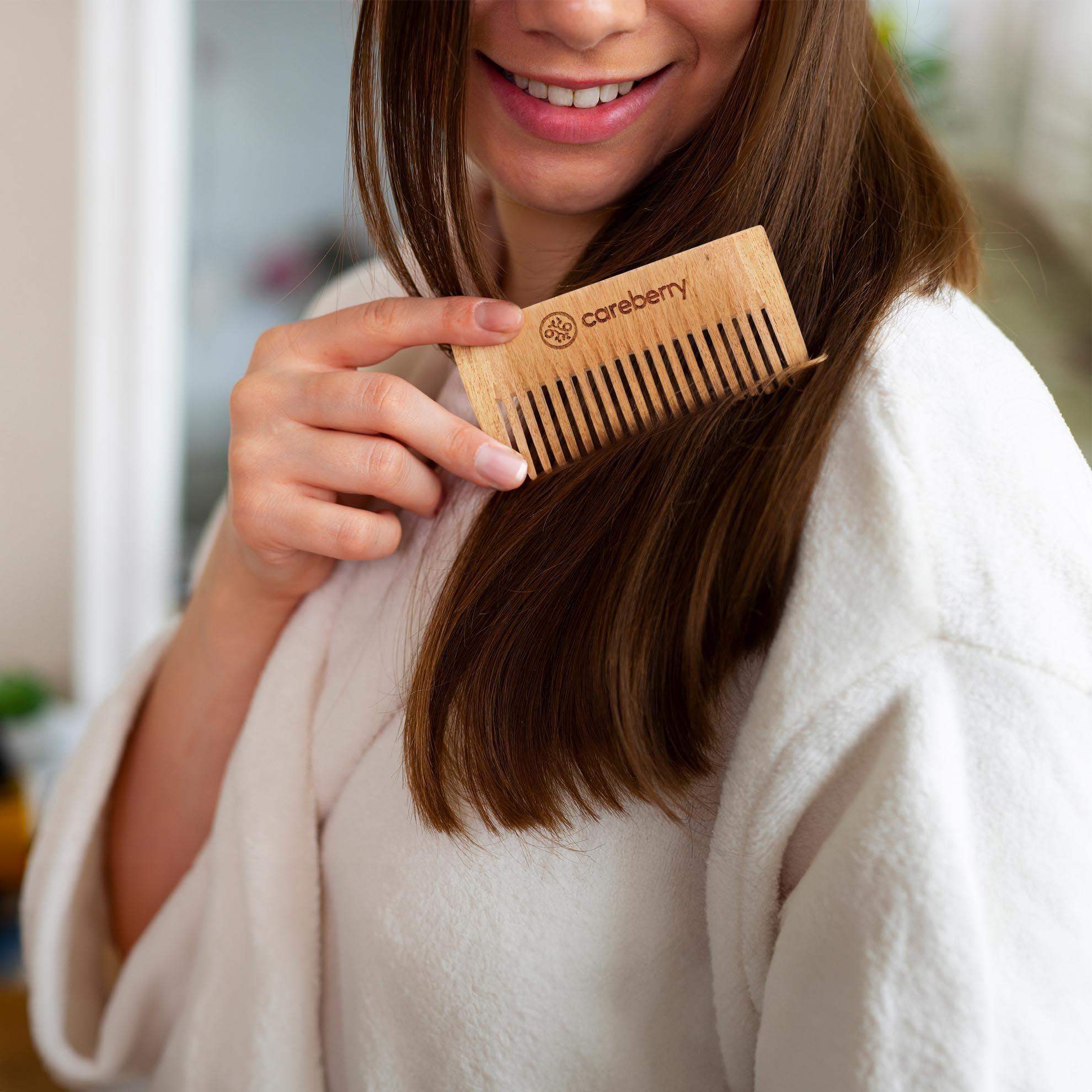 wooden wide tooth comb